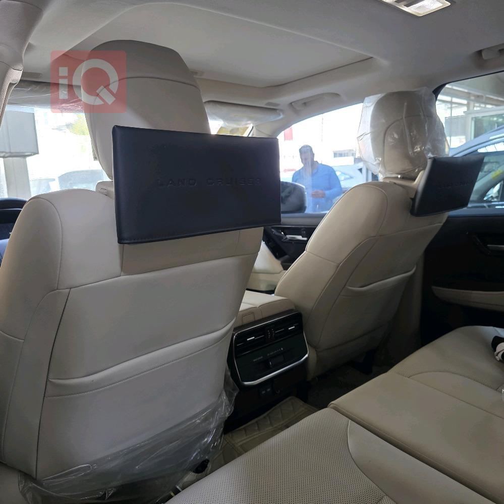 تويوتا لاندكروزر